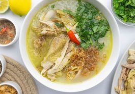 Yellow Chicken Porridge Recipe by Le Stanze Bistrot Cafe