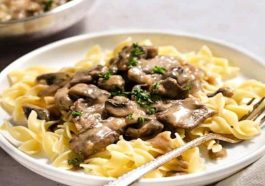 Spaghetti Beef Stroganoff Dish From Le Stanze Bistrot Cafe
