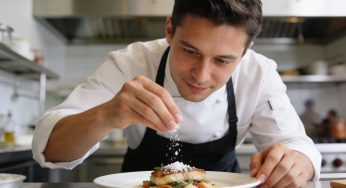 Decoding the Savory Code: An Insider’s Strategy for Selecting Restaurants